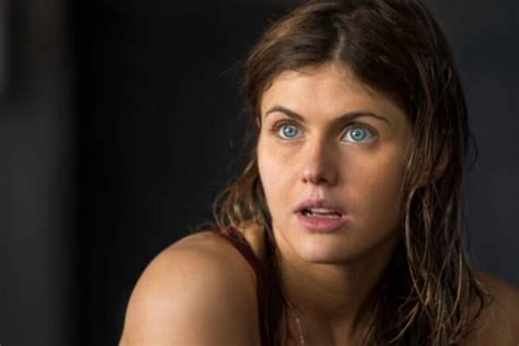 alexandra daddario scena nudo|ALEXANDRA DADDARIO Nude